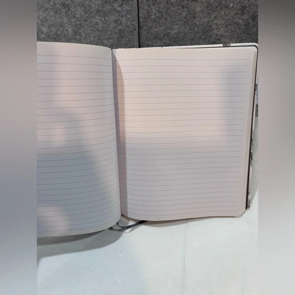 🍍 Shiny Marble and Gray Notebook with Pineapple Design 🍍